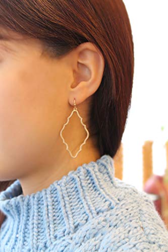 Pomina Lightweight Simple Basic Geometric Gold Dangle Drop Earrings for Women Teen Girls